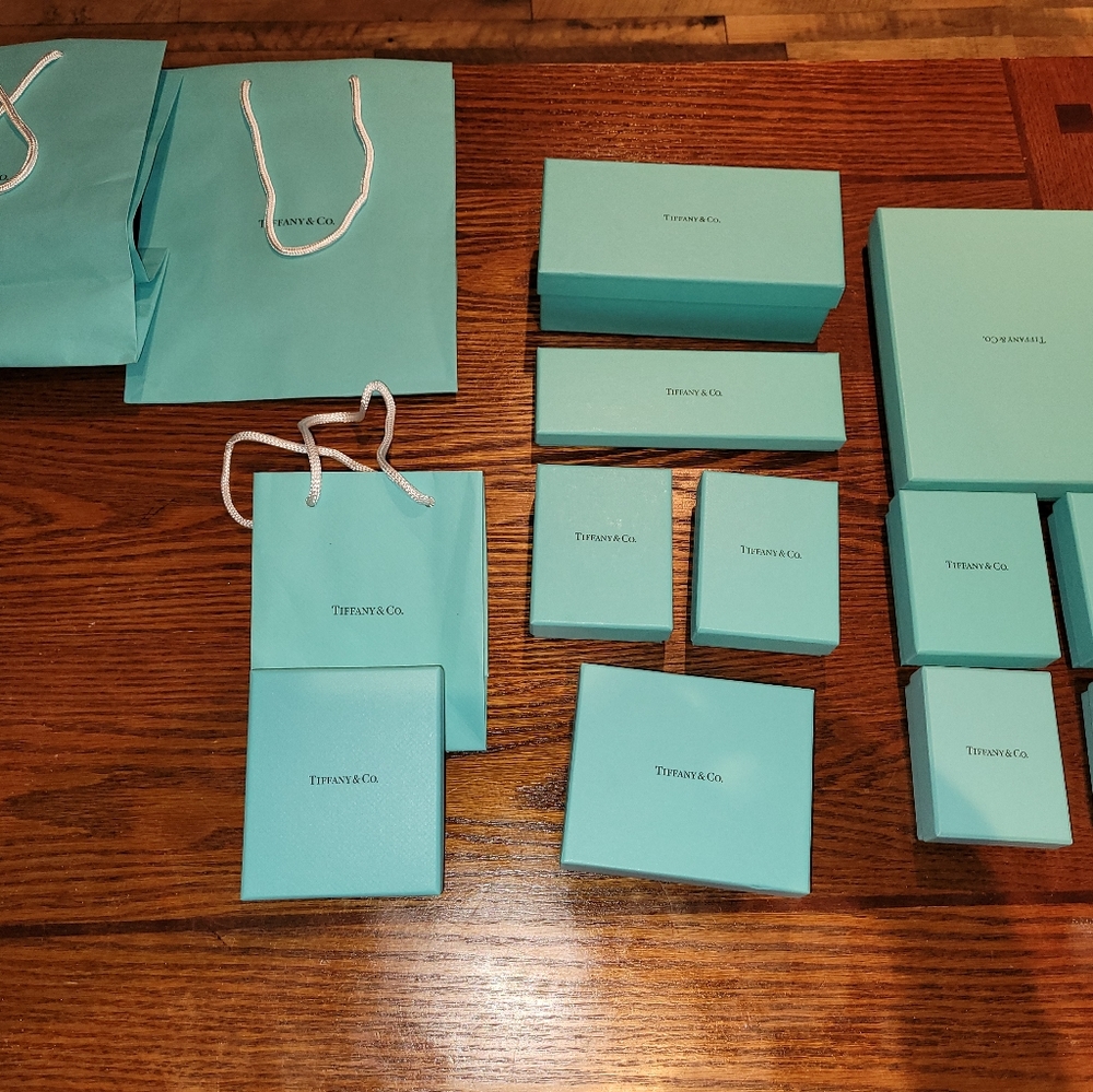 11 authentic Tiffany boxes.